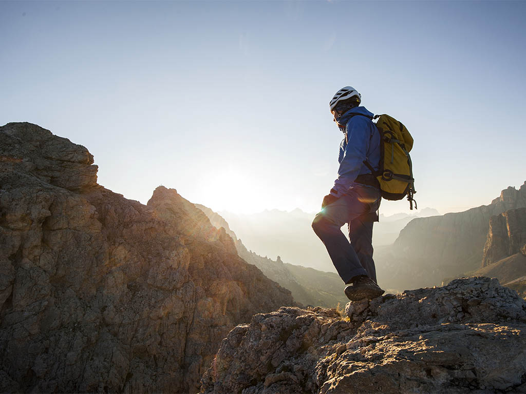 Hiking to the Cir mountain