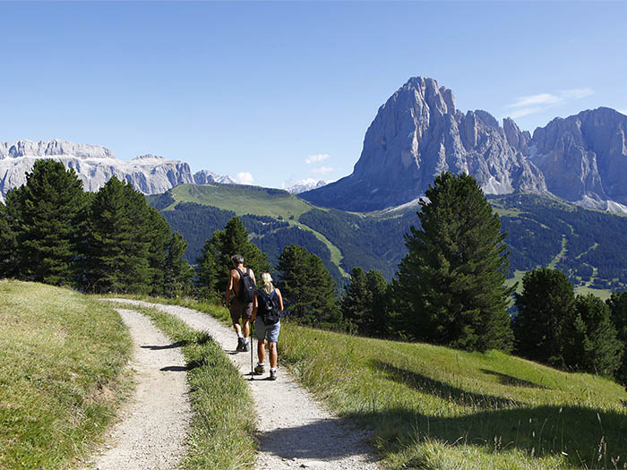 Hiking in Val Gardena